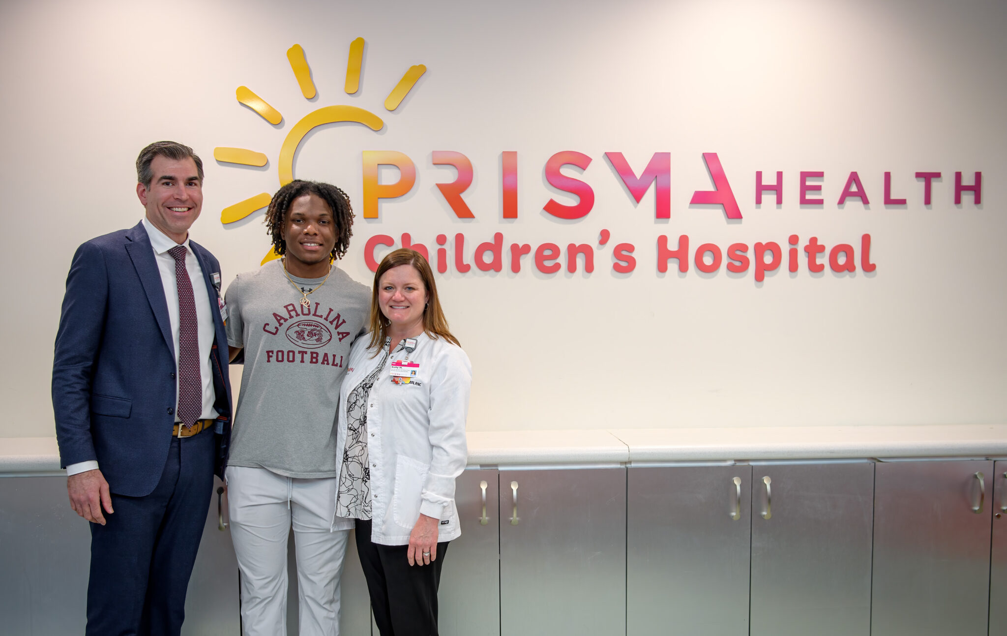 USC football coach, players and Cocky bring smiles to Prisma Health